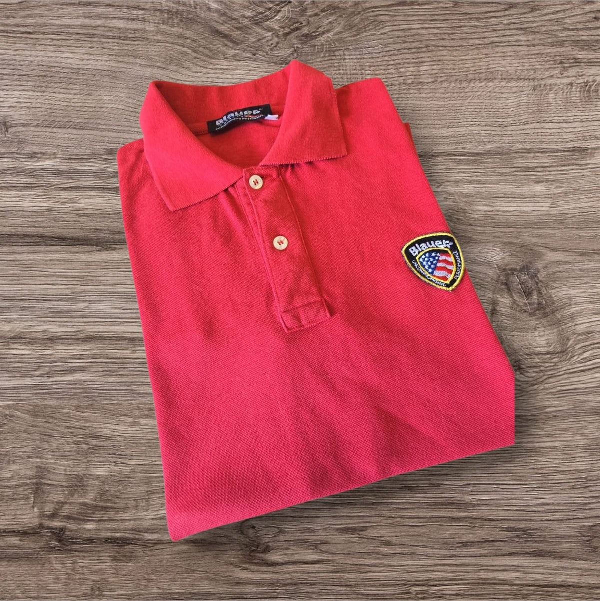 Polo a maniche corte Ottoman Kumus Blauer in cotone piqué rosso con logo distintivo sul petto e chiusura a bottoni